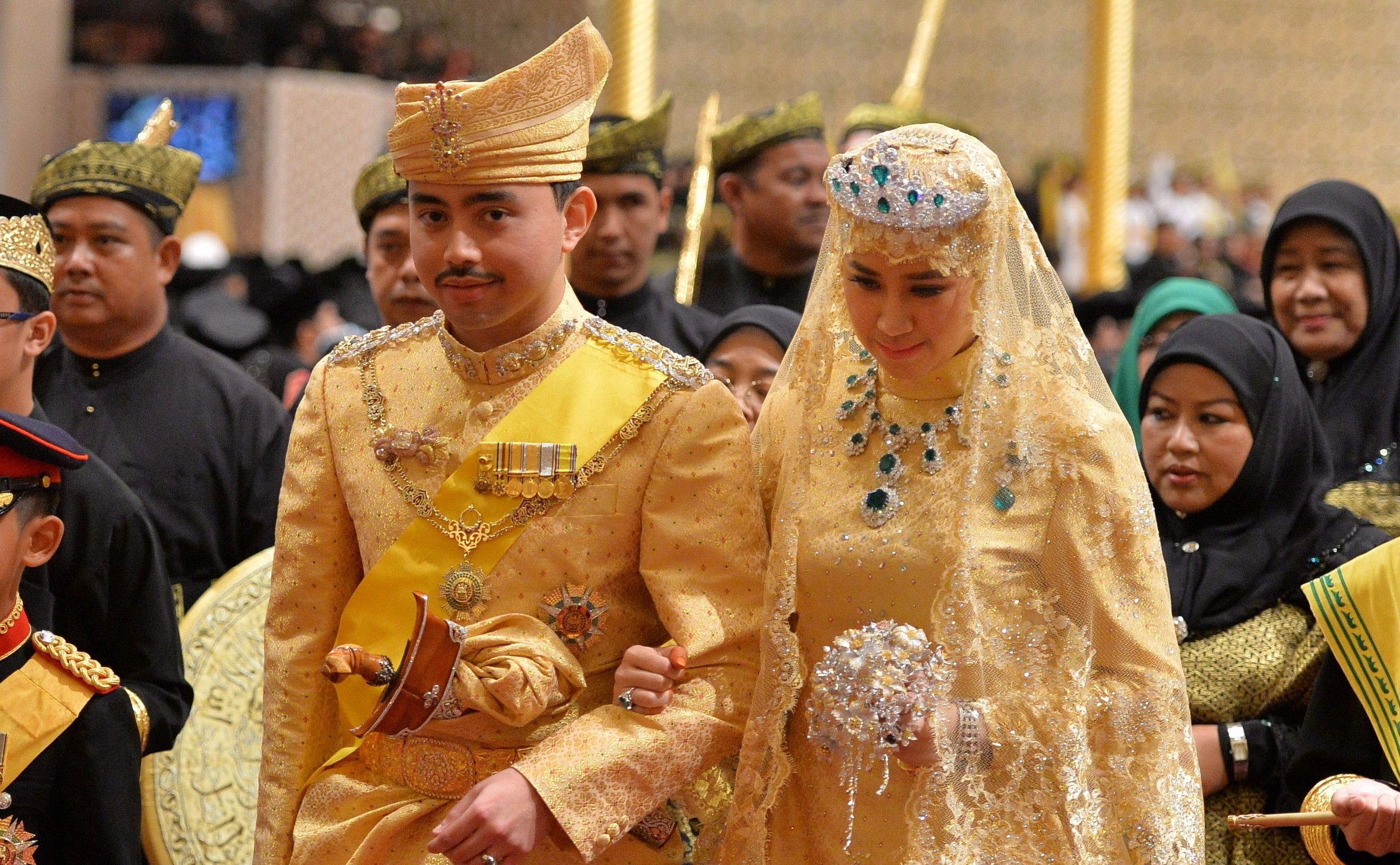 Sultan Of Brunei S Son Abdul Malik Marries In Lavish Wedding Ensemble ...