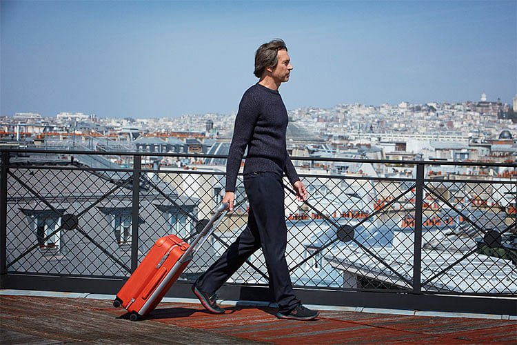 Louis Vuitton's New Rolling Luggage Collection by Marc Newson - Covet  Edition
