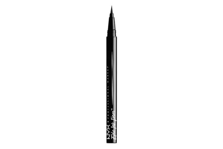 The 6 Waterproof Eyeliners That Are Easy To Remove