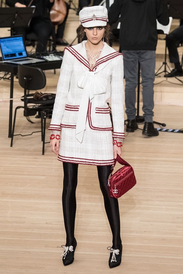The Best Looks From Latest Chanel Metier Show