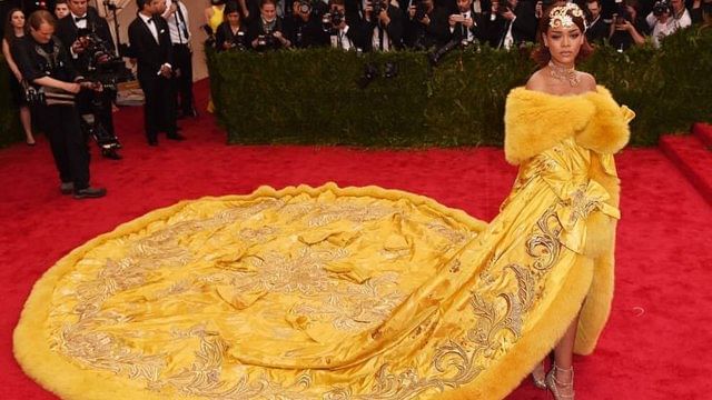The Most Epic Met Gala Red Carpet Looks Of All Time