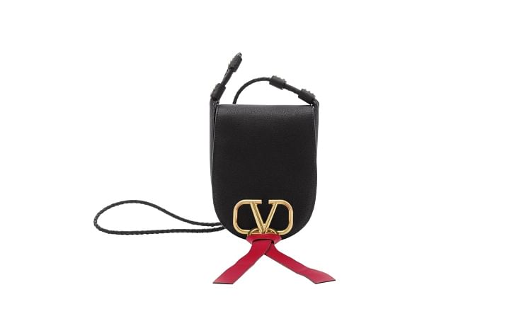 Valentino Garavani Medium V Ring Box Leather Shoulder Bag In Black |  ModeSens