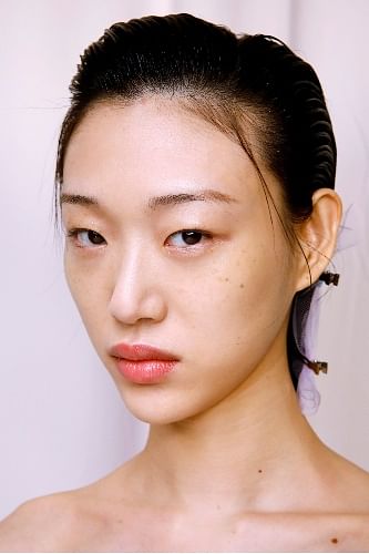 Asian No Makeup Look | Saubhaya Makeup