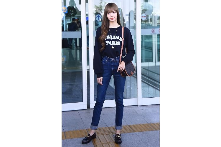 Blackpink lisa celine online bag