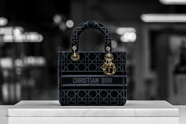 Object Of Desire The New Dior Lady DLite Velvet Bag