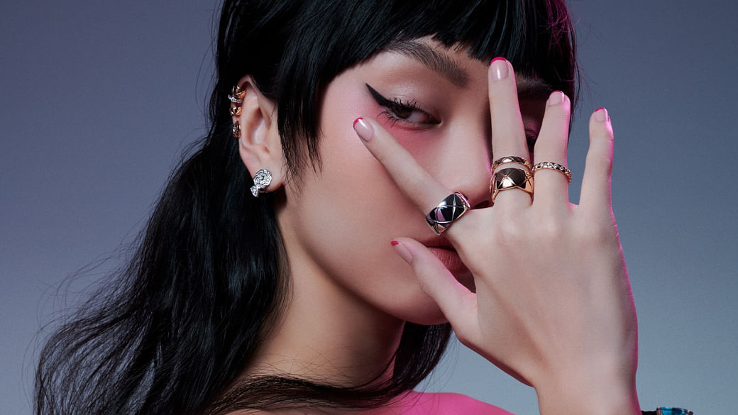 Blackpinks Jennie Stars in Chanels New Coco Crush Jewelry Campaign   Rolling Stone