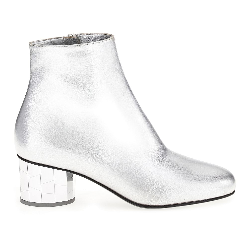 Salvatore Ferragamo Unveils Capsule Shoe Collection Made For Dancing
