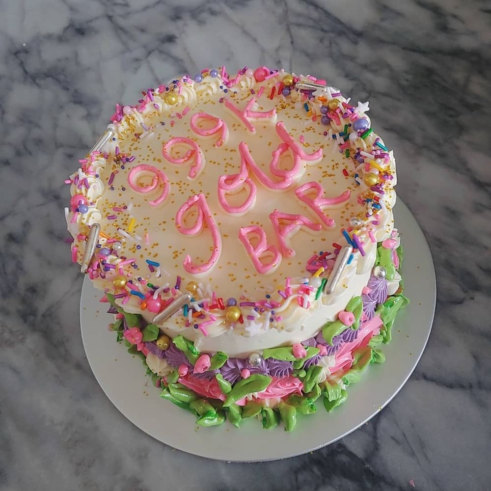 Kitschy, Retro And 100% Cool, Buttercream Cakes Are Back In Fashion