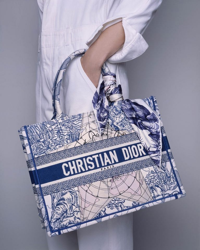 4 ways to style Dior's silk scarves, the chicest summer accessory of 2021