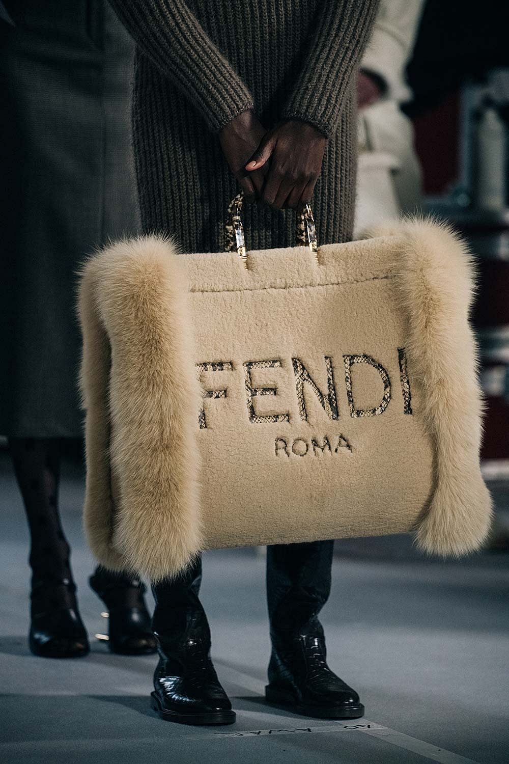 Kim Jones Makes His RTW Debut At Fendi With An Ode To His Predecessors -  Daily Front Row