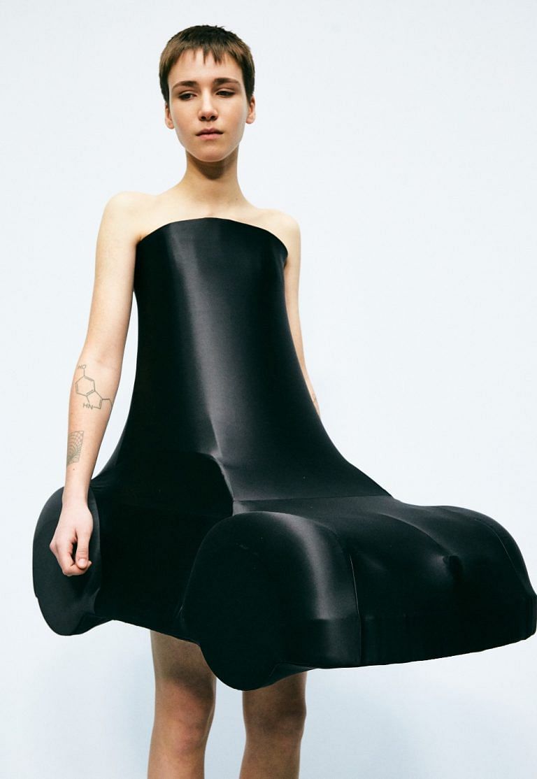 Surrealist Art Meets Fashion Loewe Fall '22 Accessories