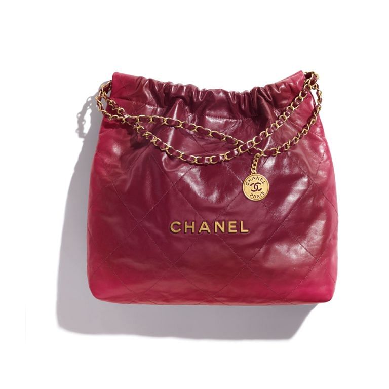 A peak at Jennie BLACKPINK's Chanel handbags collection