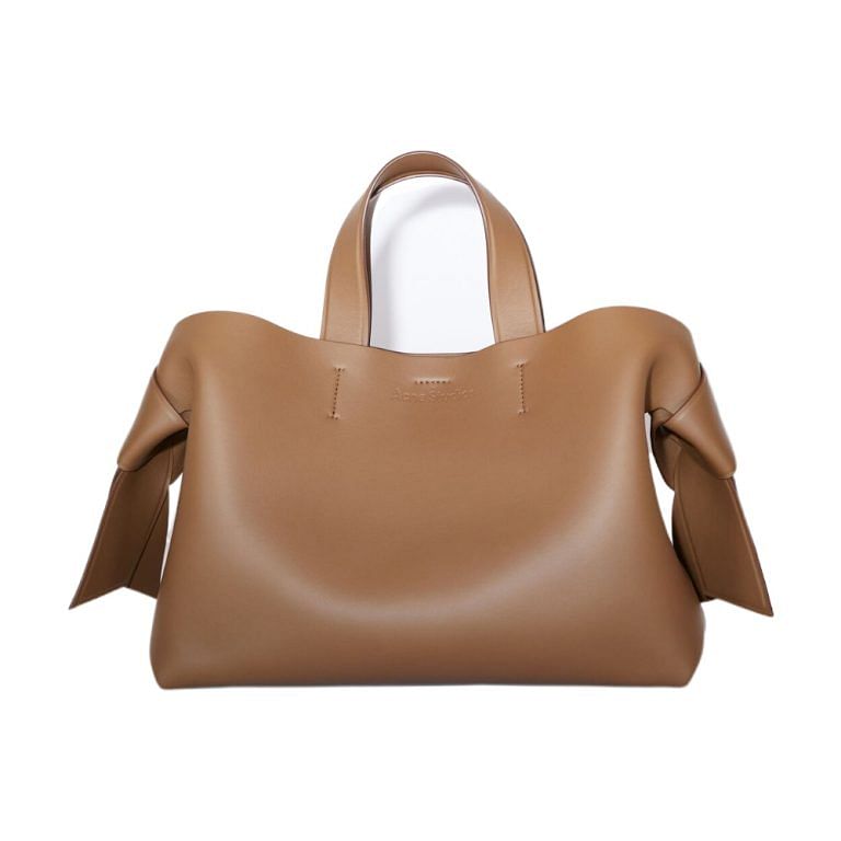 A 'Ludicrously Capacious' Bag Is The Kind Of Big Bag We Need