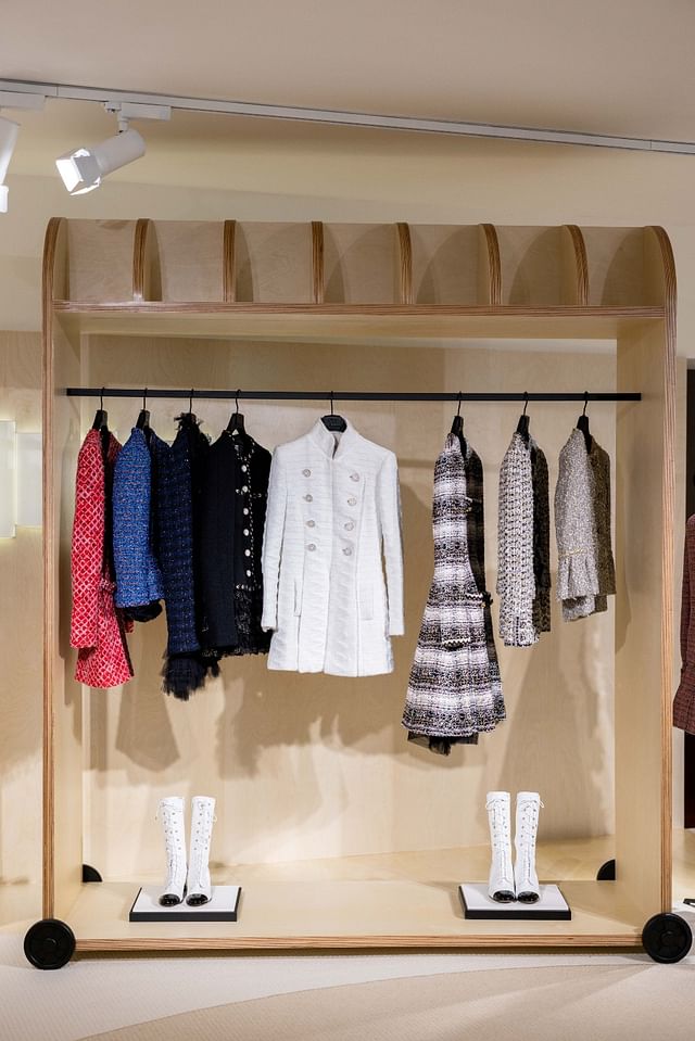 Chanel bow tie - Closet Couture