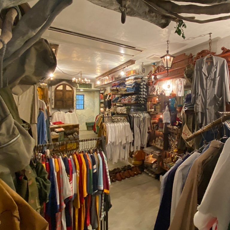Dress for Less: Cheapest Thrift Shops in Paris ⋆ Secrets of Paris