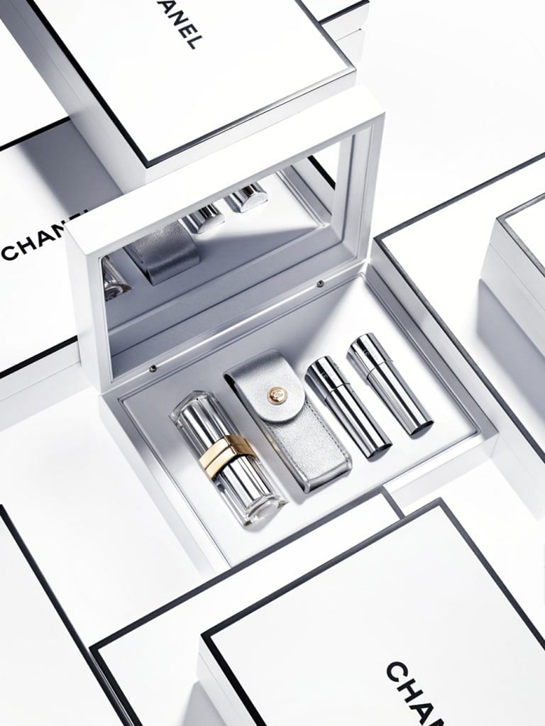 Chanel 31 Le Rouge: A refillable lipstick housed in a glass case - Premium  Beauty News