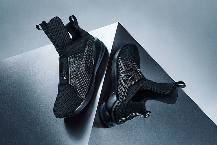 Kort leven Correspondentie volwassen The Very Limited Edition Puma Fenty Sneakers By Rihanna Is Available In  Singapore Today - Female
