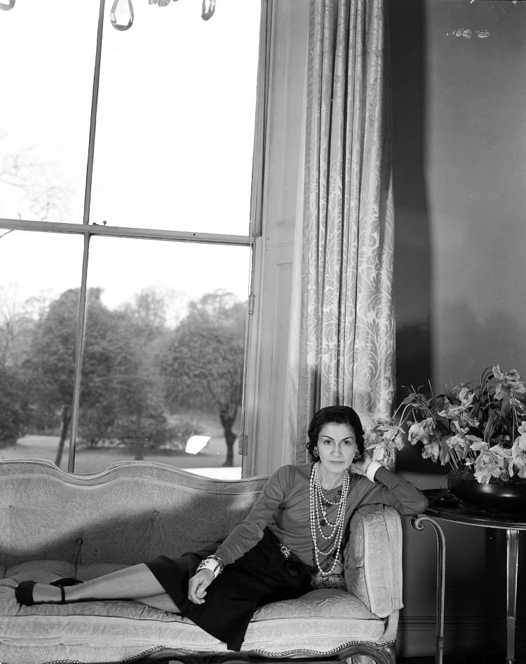 History of Designers: Gabrielle Coco Chanel - GLAM OBSERVER