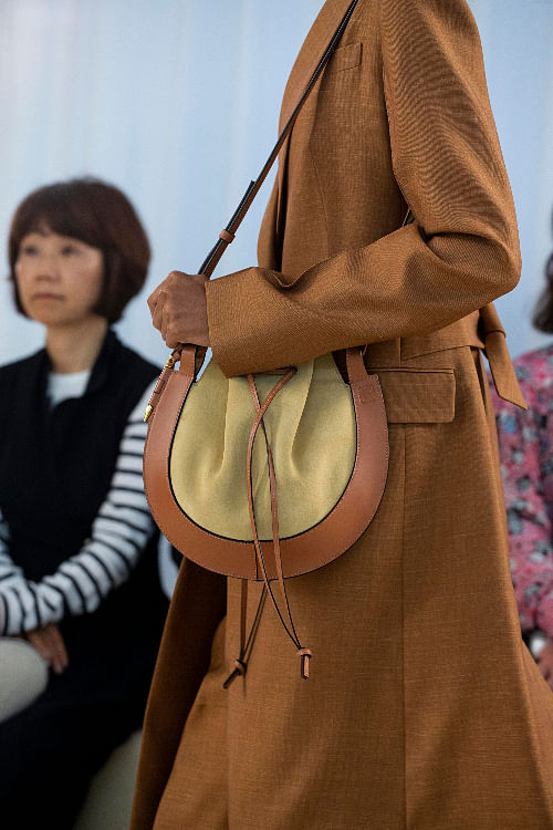 Small saddle bag with horseshoe motive leather pattern PDF - - Inspire  Uplift